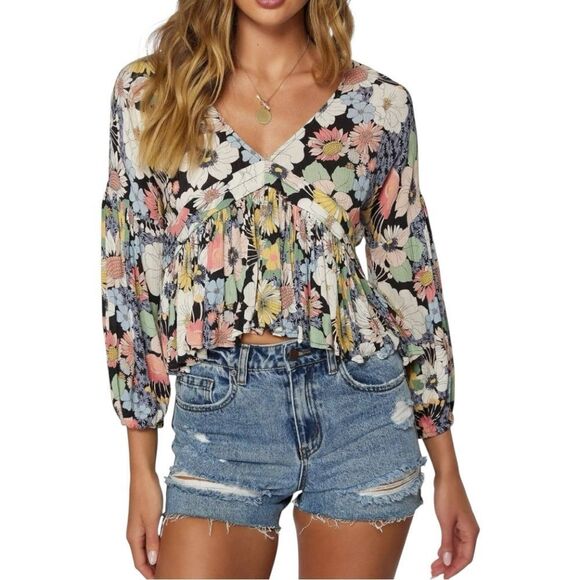 🌹O'Neill Pink and Blue Flutter Sleeve Crop Blouse - Picture 1 of 7